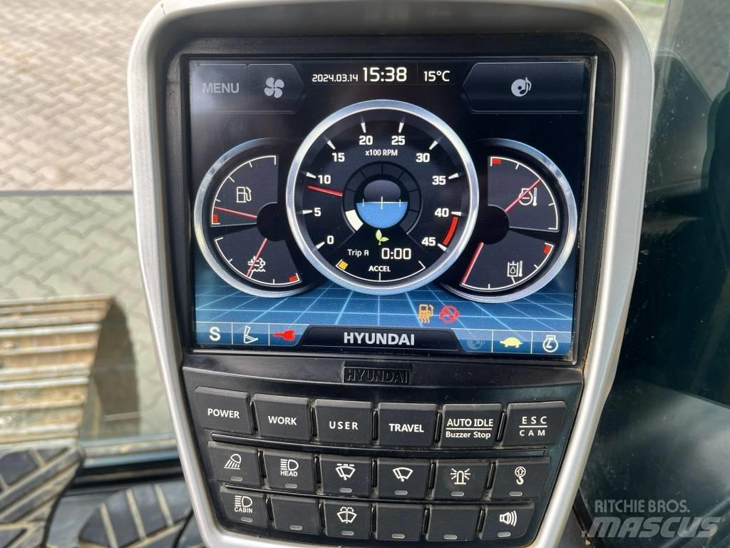 Hyundai HX 220 L Escavadoras de rastos