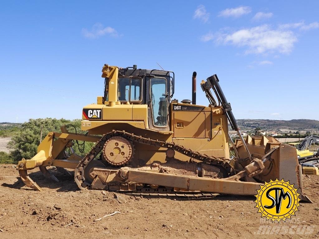 CAT D 6 T XW Dozers - Tratores rastos