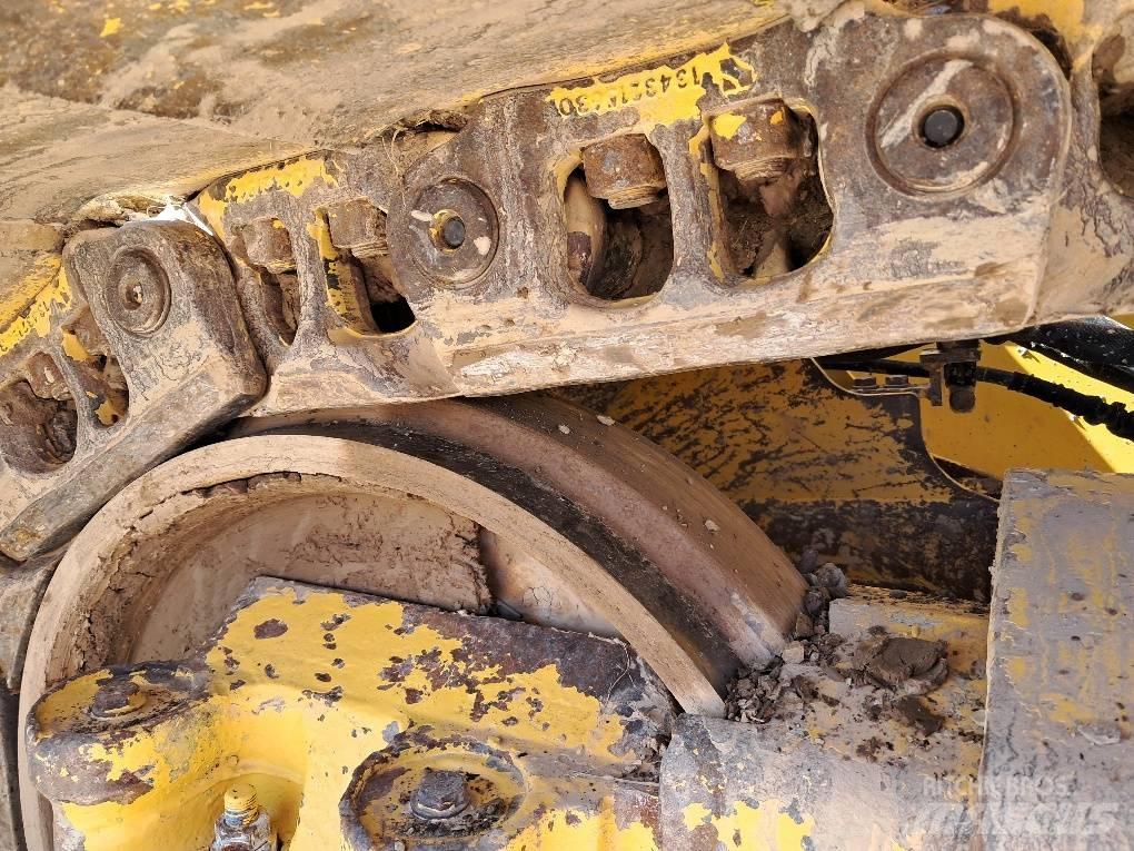 Komatsu D61PXI-24E0 Dozers - Tratores rastos