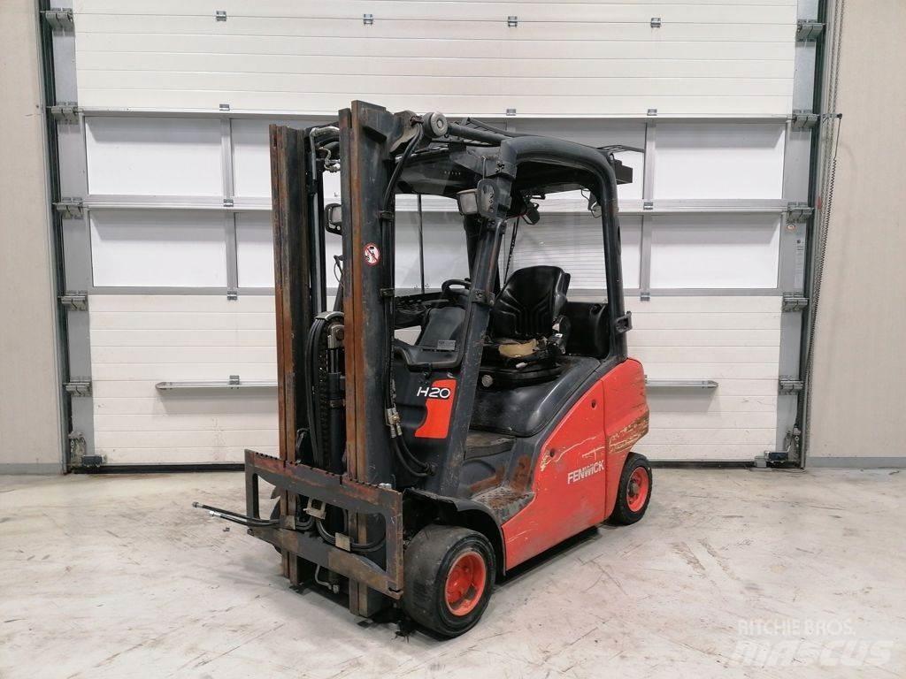 Linde H20T-01 Empilhadores a gás