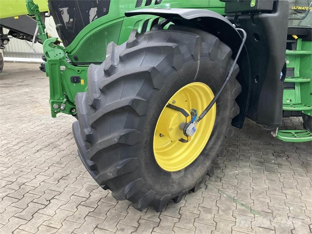 John Deere 6215R Tratores Agrícolas usados