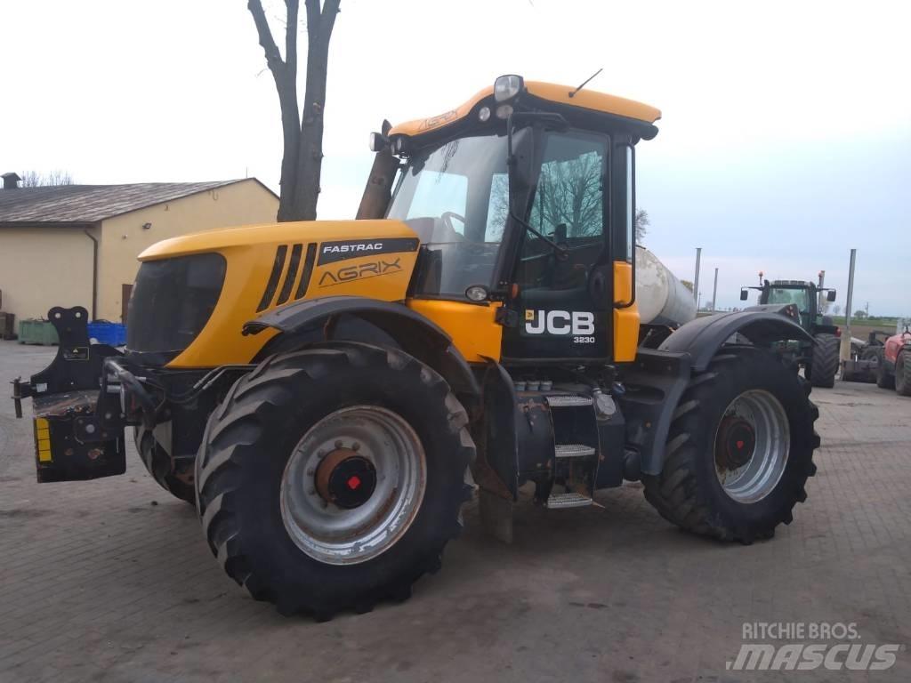 JCB Fastrac 3230 Tratores Agrícolas usados