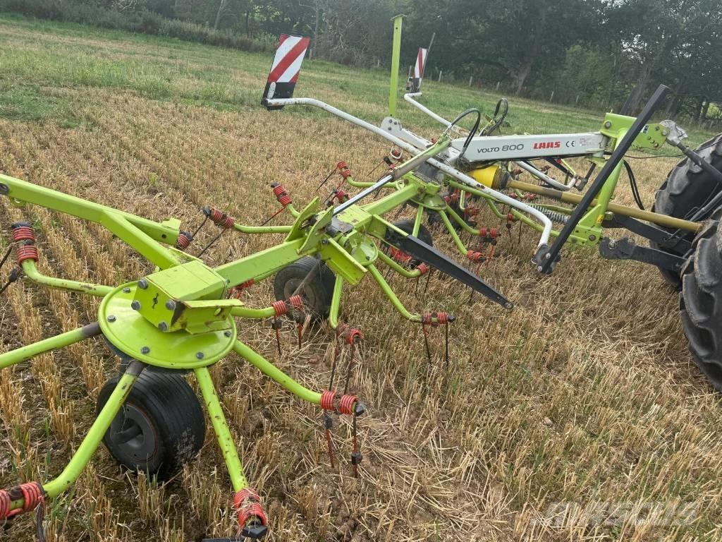 CLAAS Volto 800 Ancinho virador