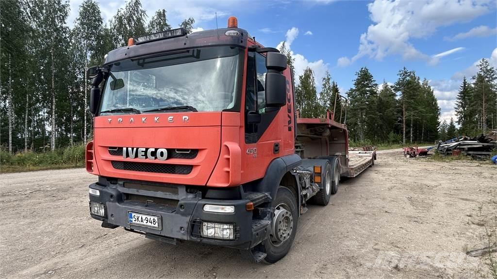 Iveco Trakker Camiões estrado/caixa aberta