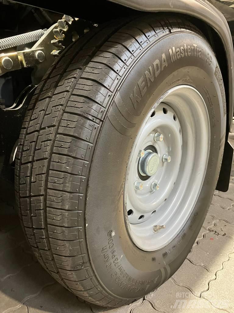 Böcker AHK 30e KS Outras gruas