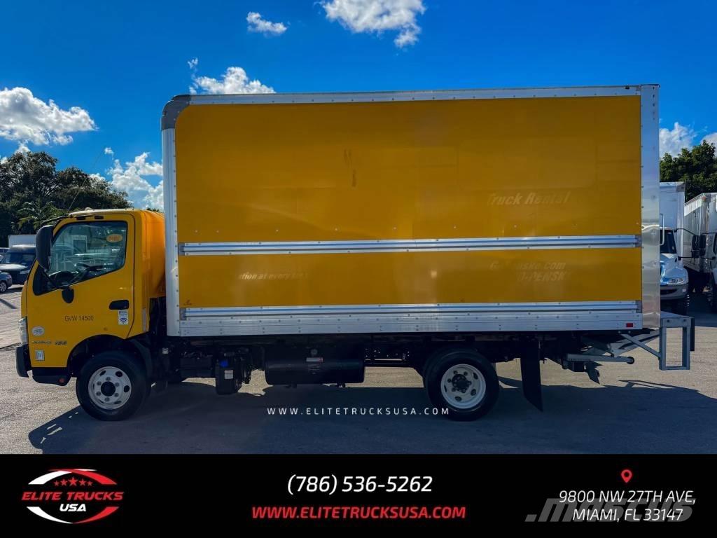 Hino 155 Camiões de caixa fechada