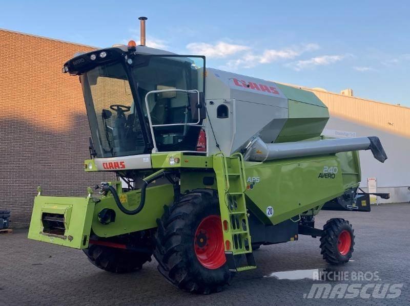 CLAAS AVERO 240 Ceifeiras debulhadoras
