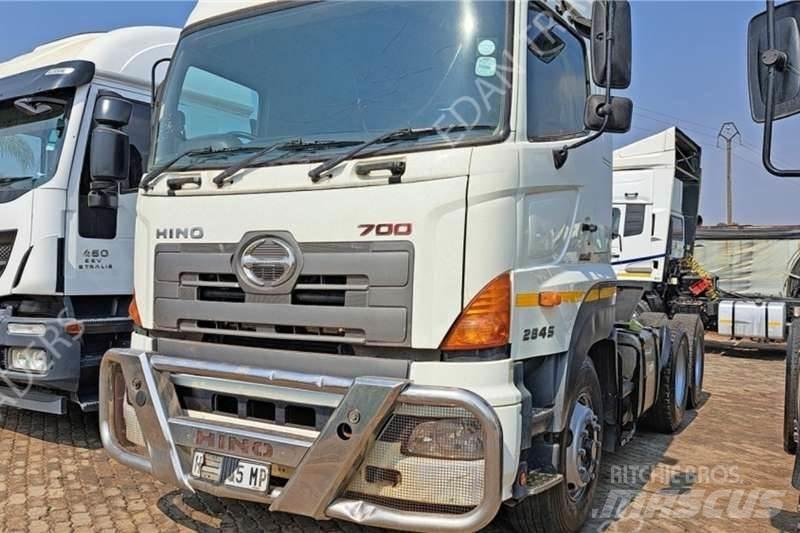 Hino 700 Outros Camiões