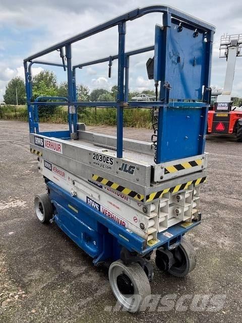 JLG 2030 ES Elevadores de tesoura