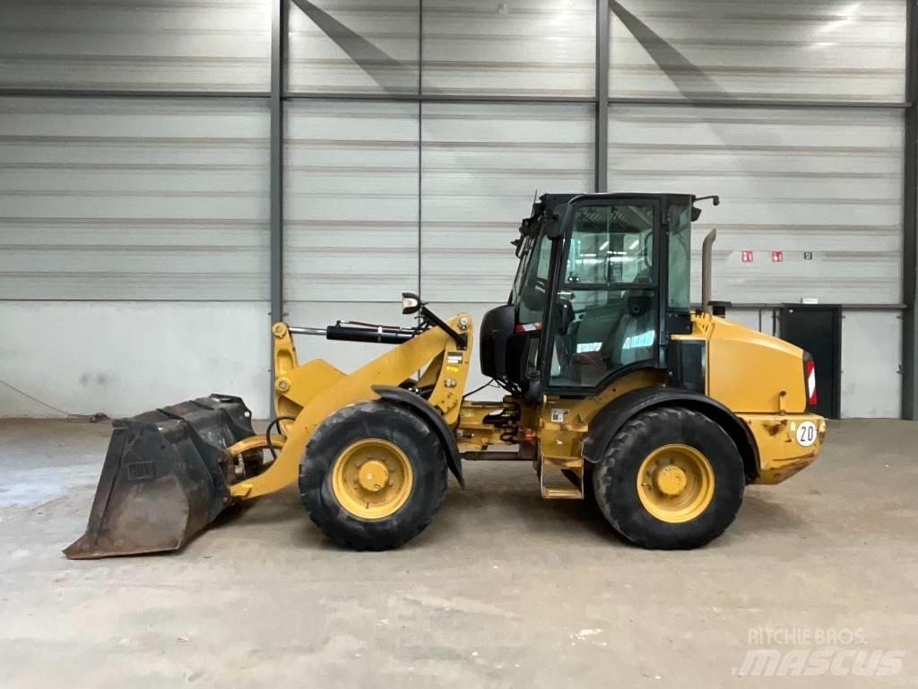 CAT 908 M Pás carregadoras de rodas