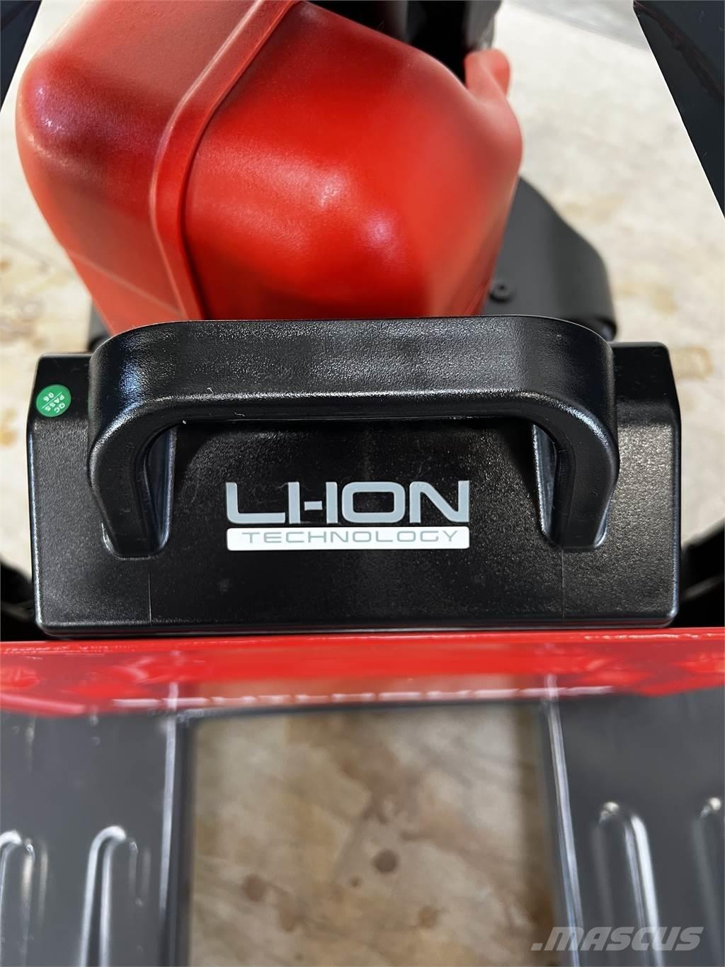 Linde MT12 Empilhador para operador externo