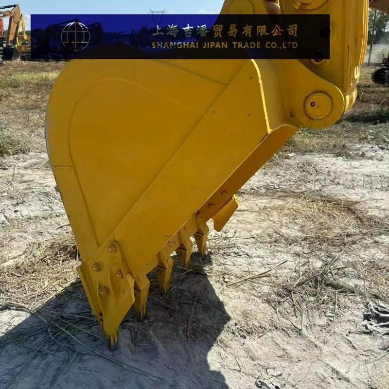 Komatsu PC 210 Escavadoras de rastos