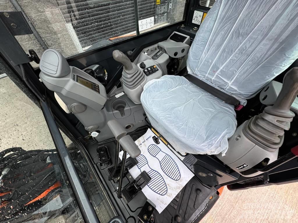 Hitachi ZX 33 U-5 A Mini Escavadoras <7t