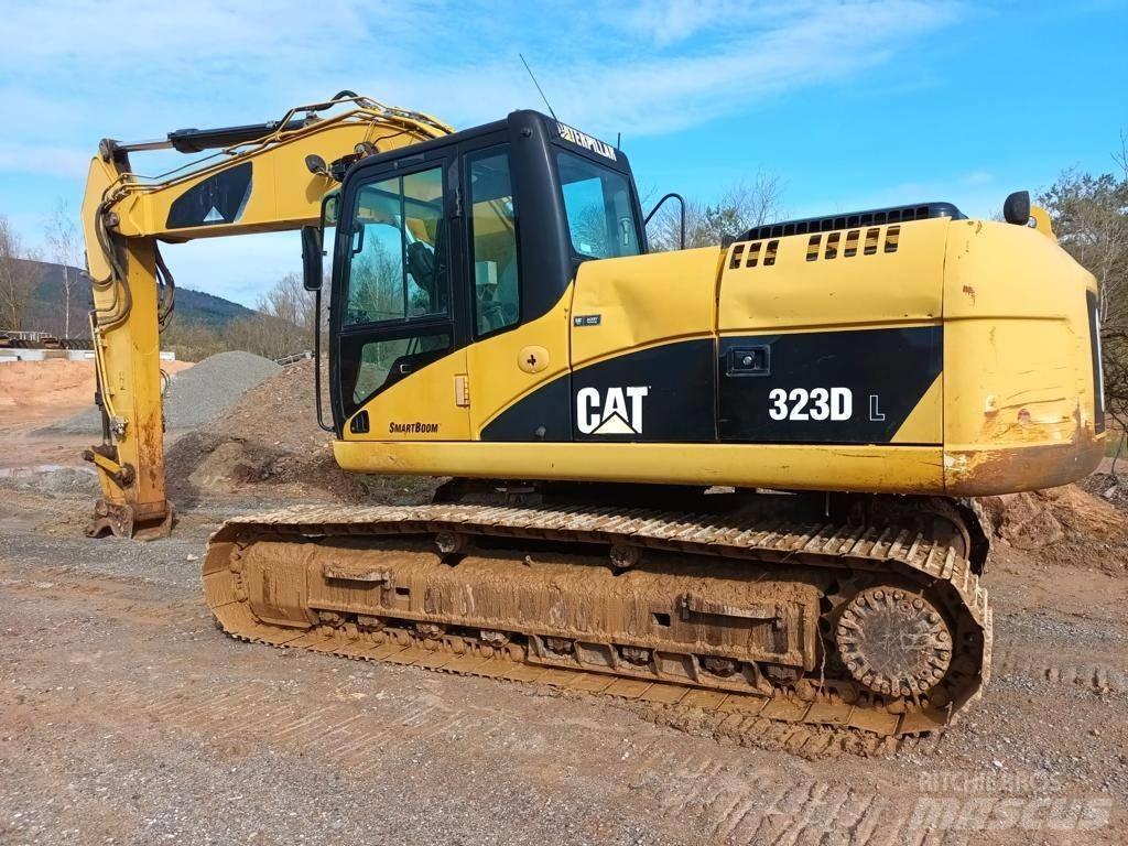 CAT 323 DL Escavadoras de rastos