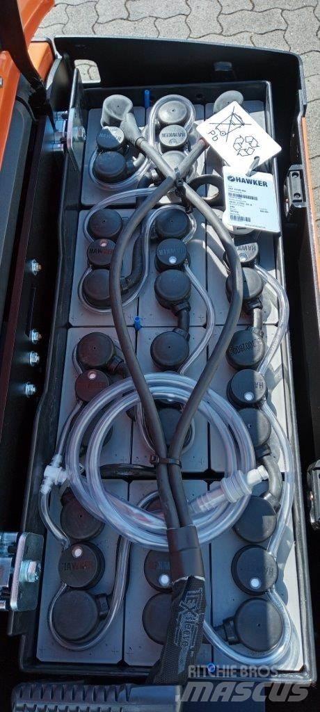 Toyota LPE 250 Porta palettes