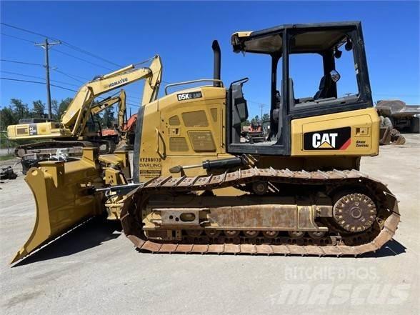 CAT D5K2 LGP Dozers - Tratores rastos