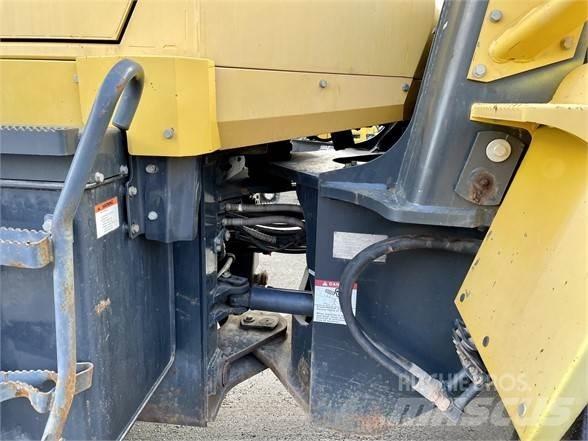 Komatsu WA320 Pás carregadoras de rodas