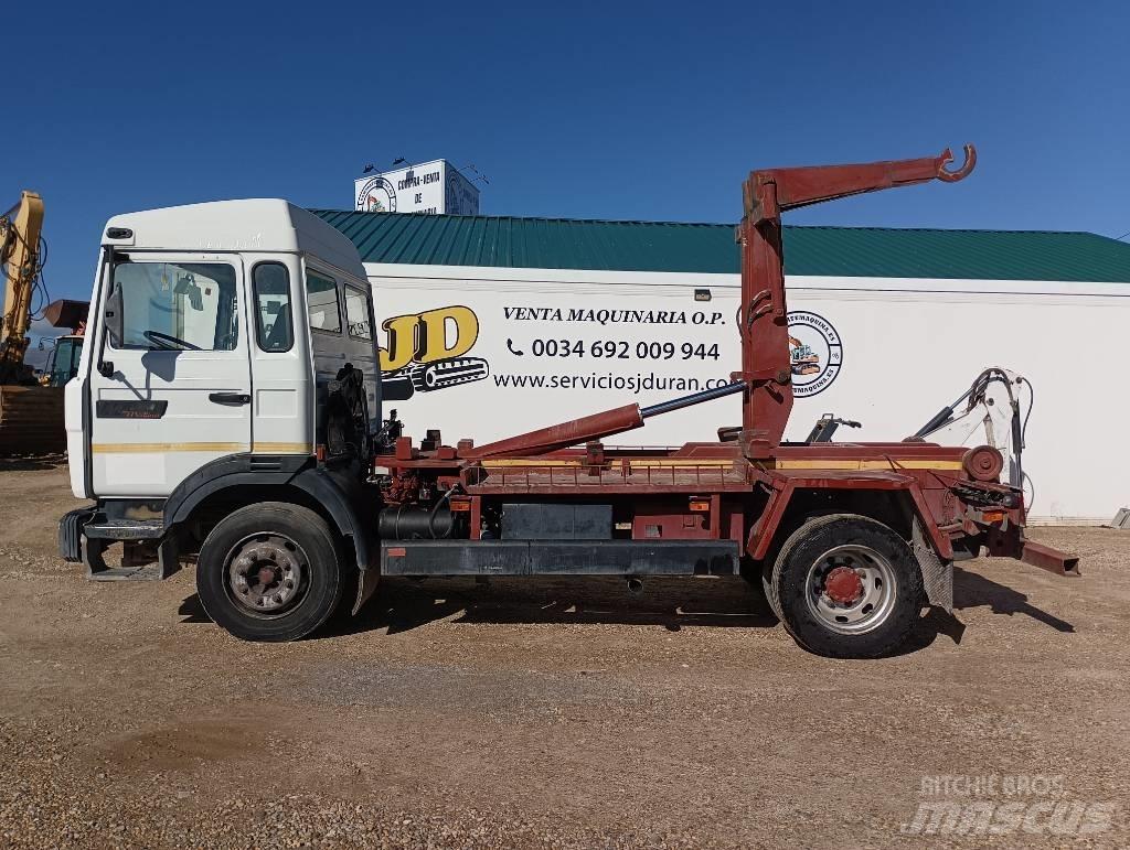 Renault M 210 Camiões de chassis e cabine