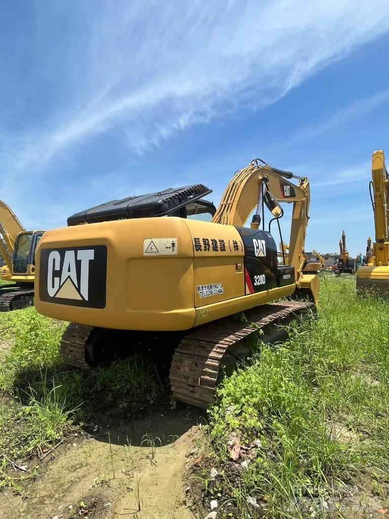 CAT 320d Escavadoras de rastos