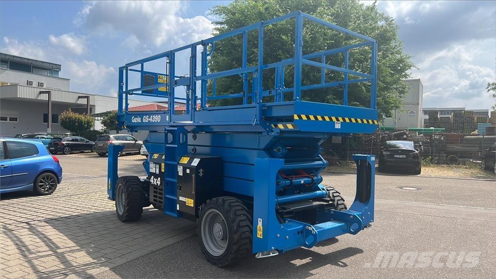Genie GS-4390RT Elevadores de tesoura