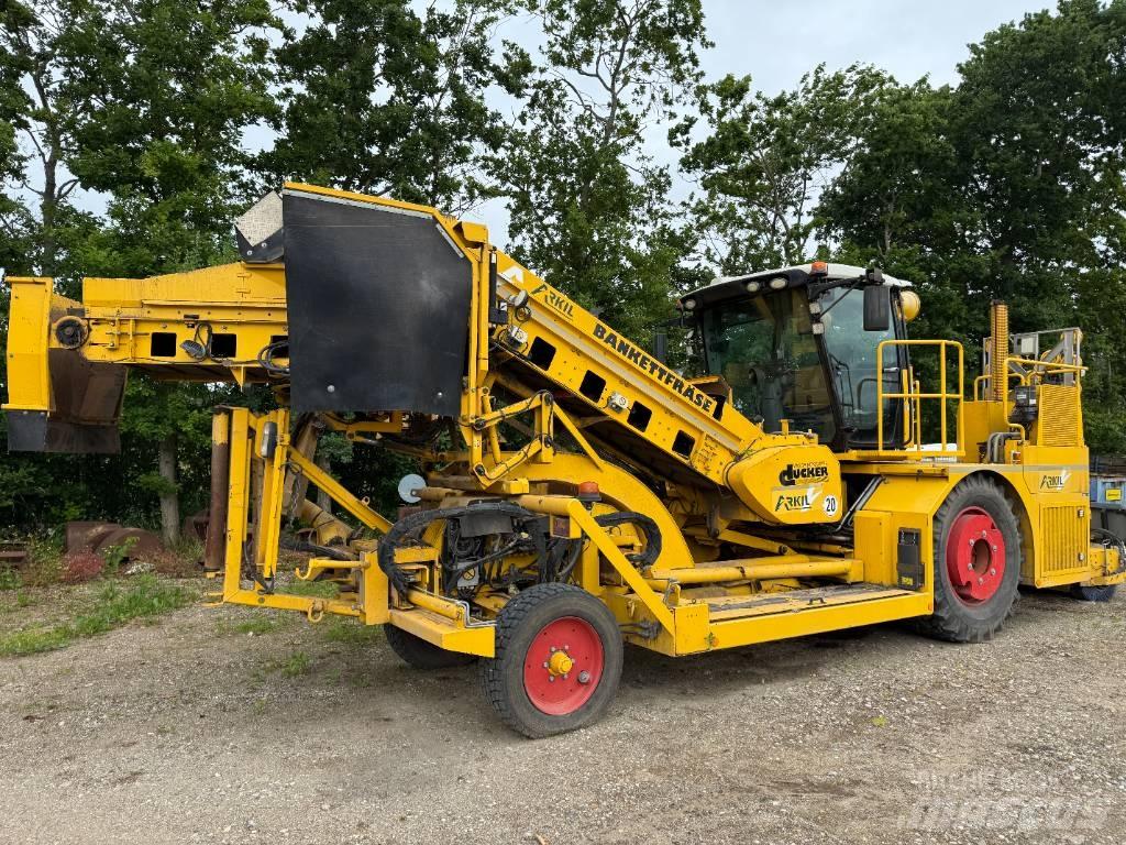 Dücker SBF 900 Construção - Outros
