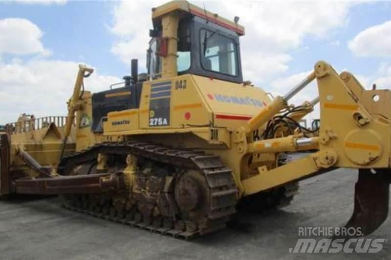 Komatsu D275A-5 Dozers - Tratores rastos