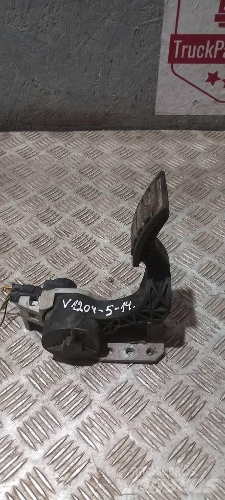 Volvo FH 12    21116879 Cabines e interior