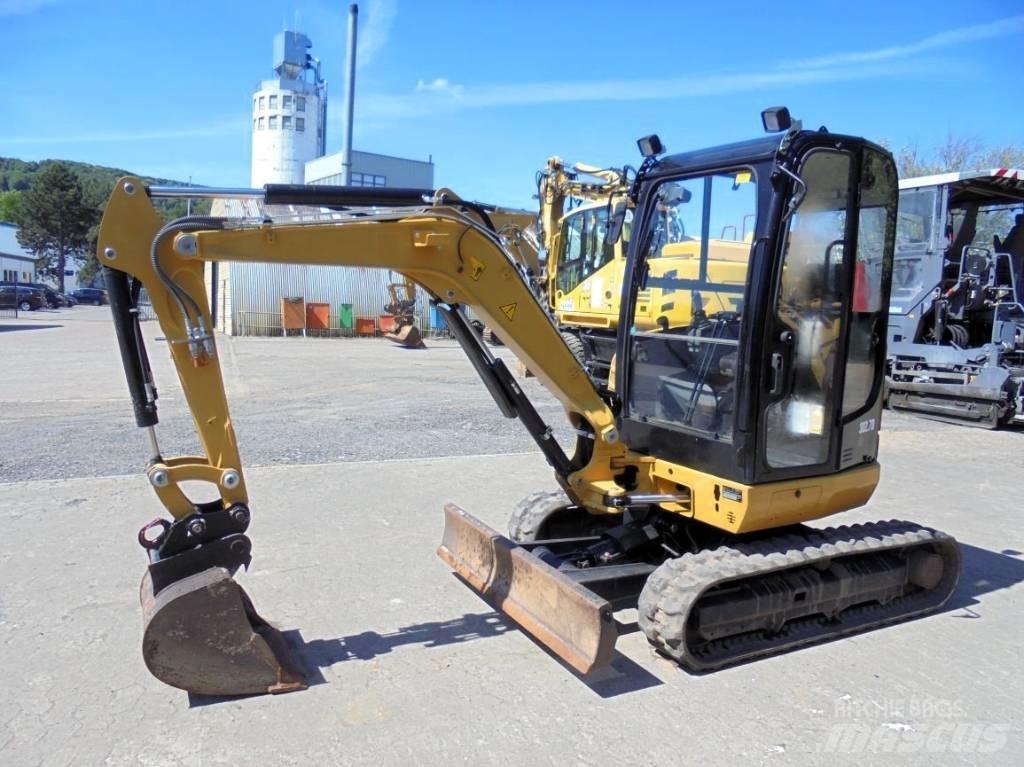 CAT 302.7 D CR Mini Escavadoras <7t