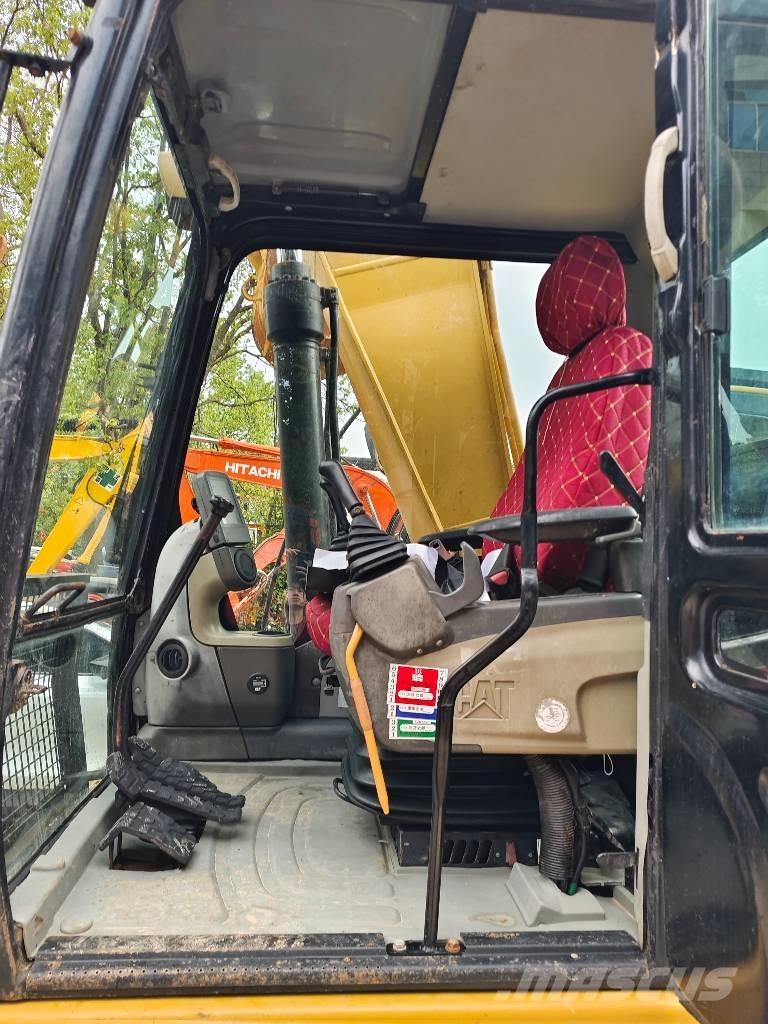 CAT 320 D2 Escavadoras de rastos