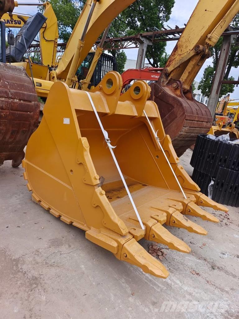 Komatsu PC 200-8N1 Escavadoras de rastos