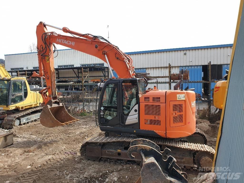 Hitachi ZX225USLC Escavadoras de rastos