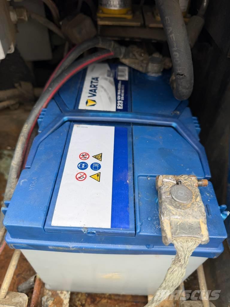 Aichi SR 12 B Elevadores braços Telescópicos