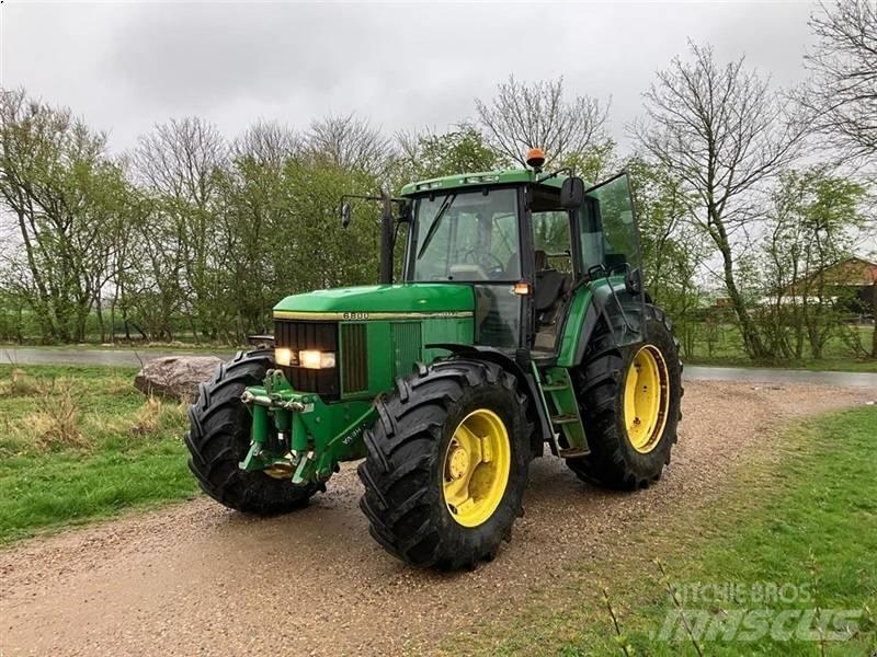 John Deere 6800 Tratores Agrícolas usados