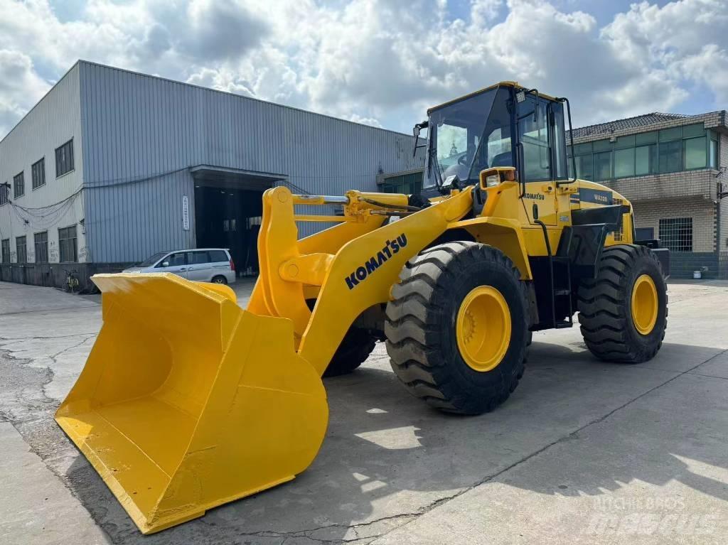 Komatsu WA 320-5 Pás carregadoras de rodas