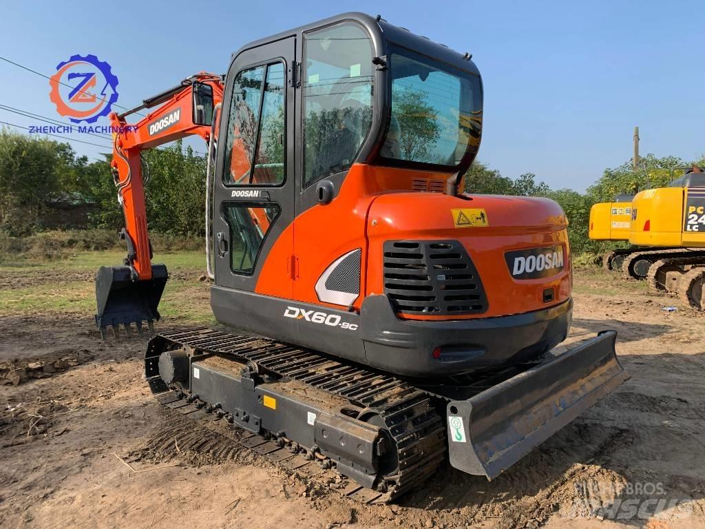 Doosan DX 60 Mini Escavadoras <7t