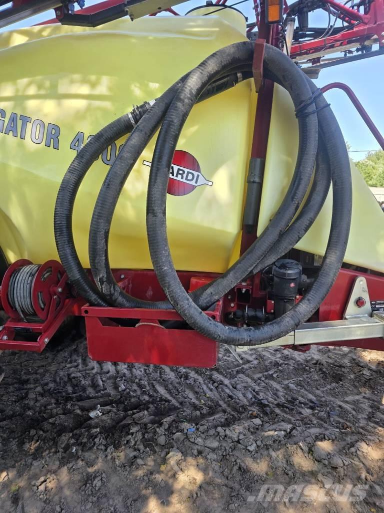 Hardi Navigator 4000 Pulverizadores rebocados