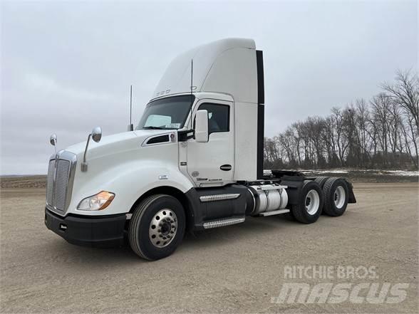 Kenworth T680 Tractores (camiões)