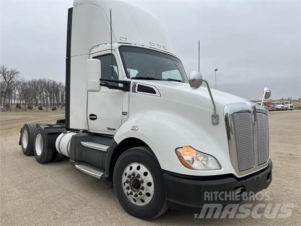 Kenworth T680 Tractores (camiões)