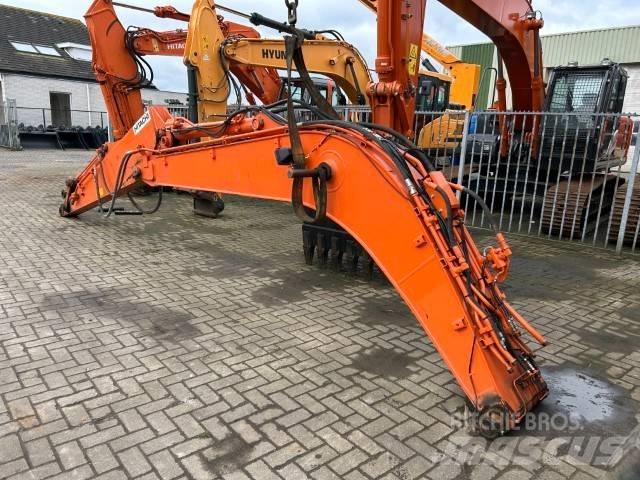 Hitachi ZX 130 Acessórios Retroescavadoras