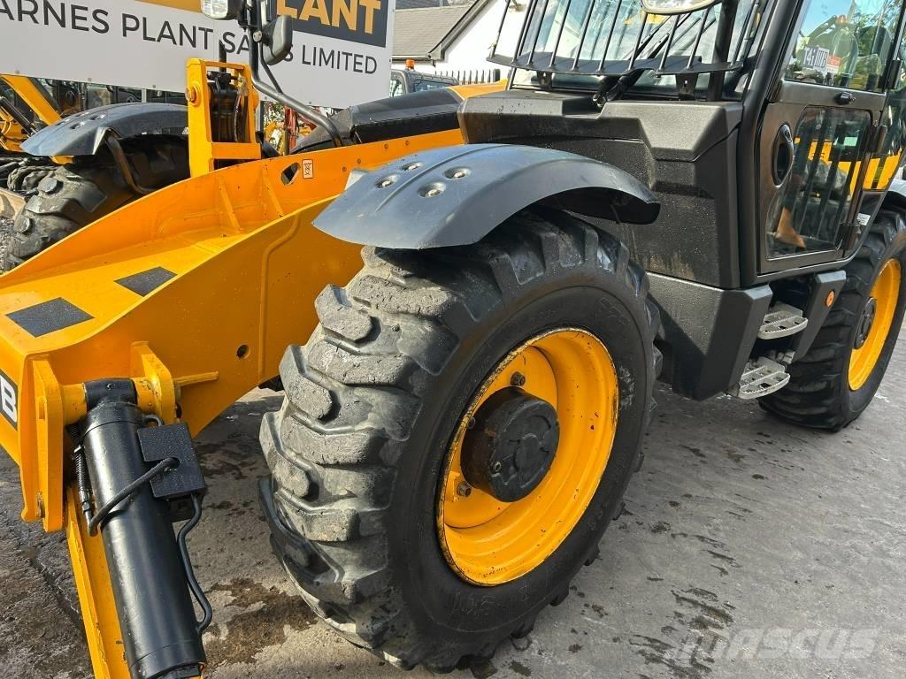 JCB 535-125 Hiviz Manipuladores telescópicos