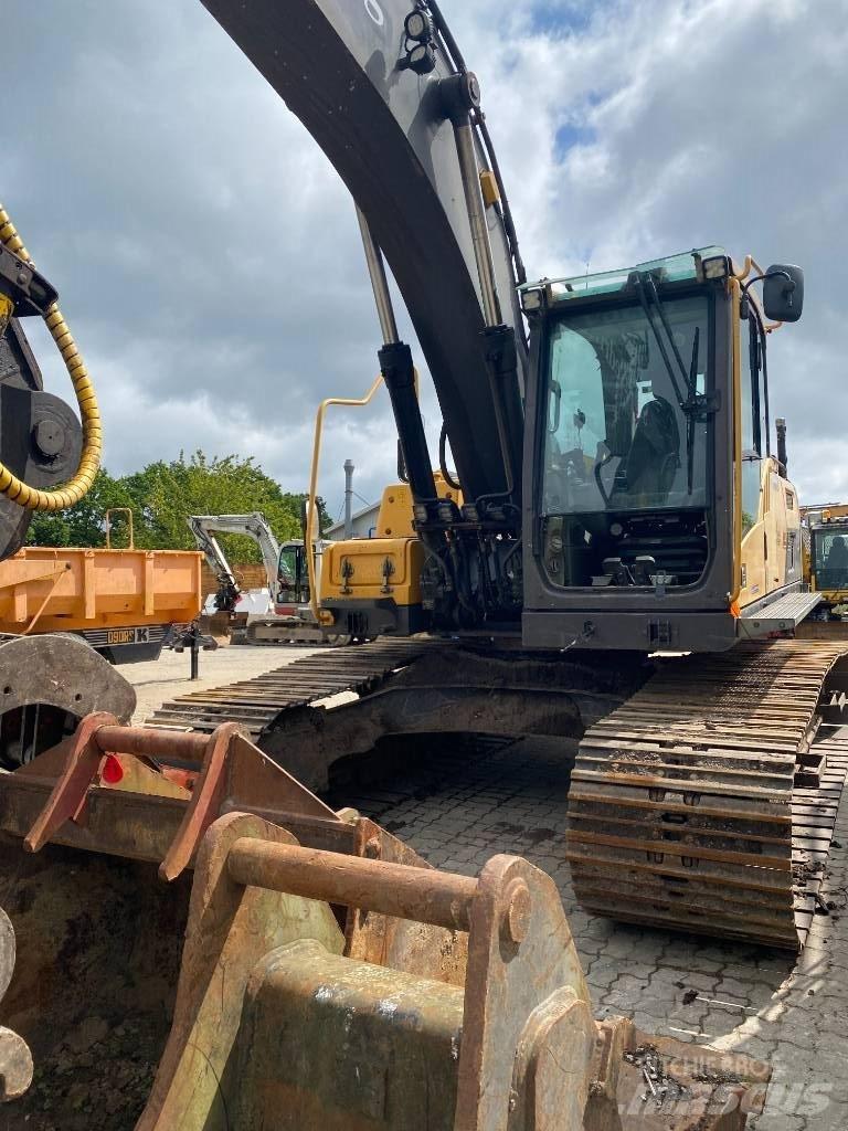 Volvo EC 220 D Escavadoras de rastos