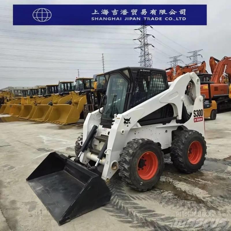 Bobcat S 330 Carregadoras de direcção deslizante