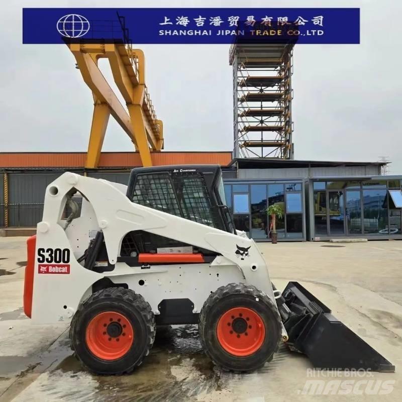 Bobcat S 330 Carregadoras de direcção deslizante
