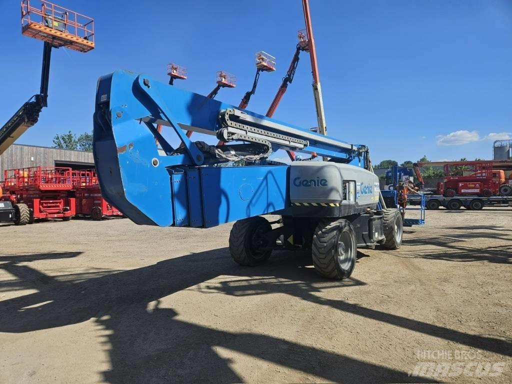 Genie ZX 135/70 Elevadores braços articulados
