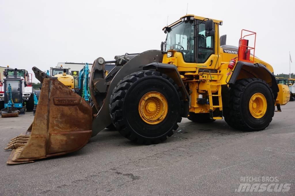 Volvo L250H *Uthyres* Pás carregadoras de rodas
