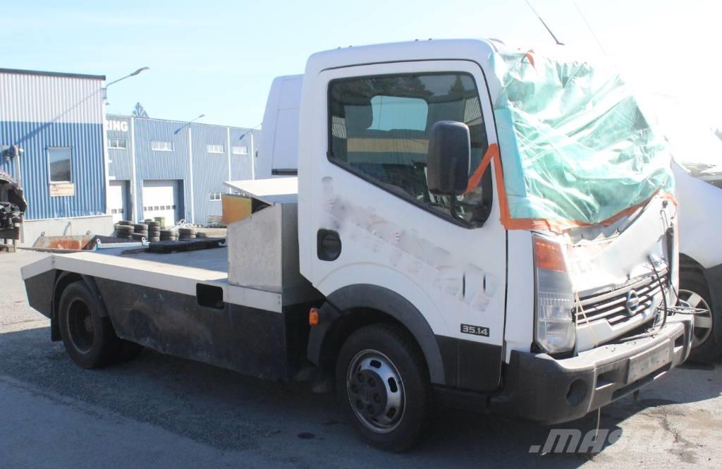 Nissan Cabstar Tractores (camiões)