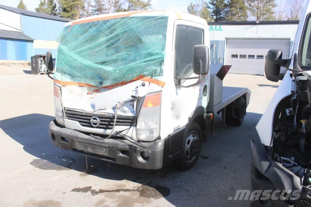Nissan Cabstar Tractores (camiões)