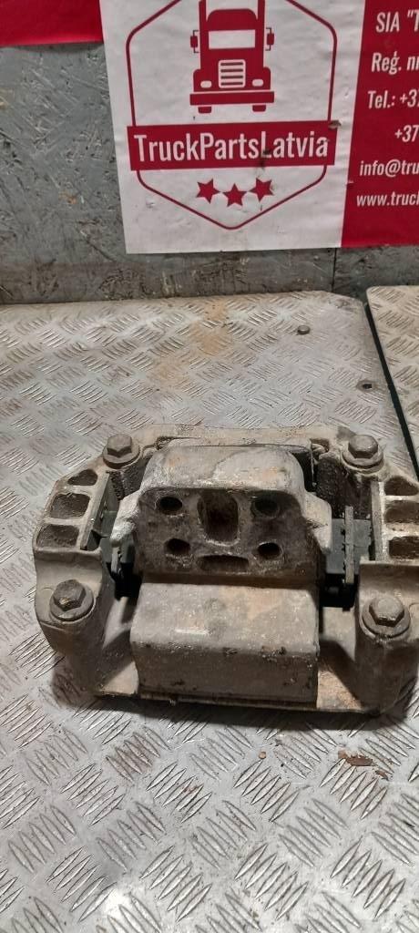 Scania 94 D.   1469287 Chassis e suspensões