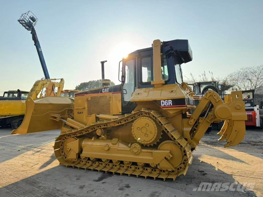 CAT D 6 R Dozers - Tratores rastos