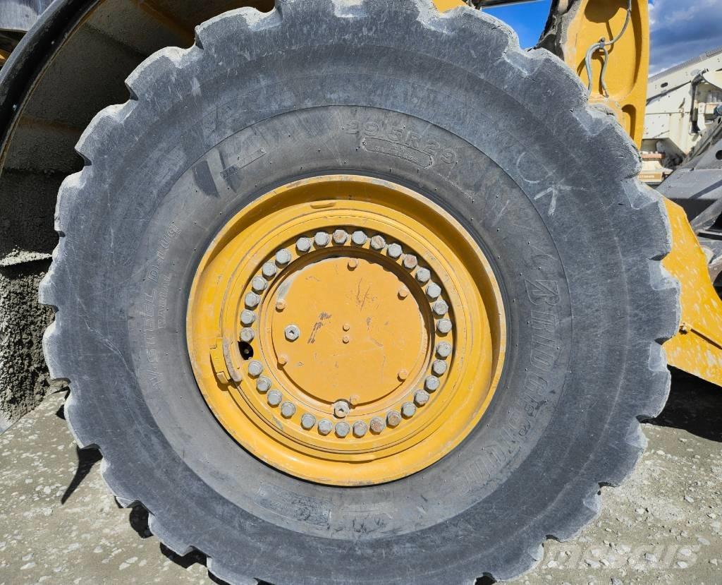 CAT 982 M Pás carregadoras de rodas